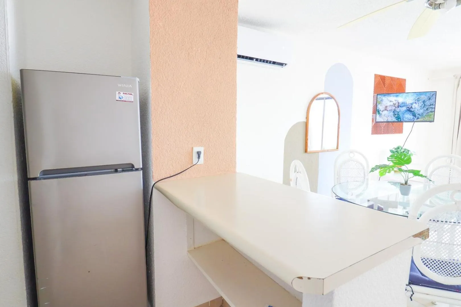 아파트 Condo With Balcony & Partial Ocean View At Marlin 칸쿤